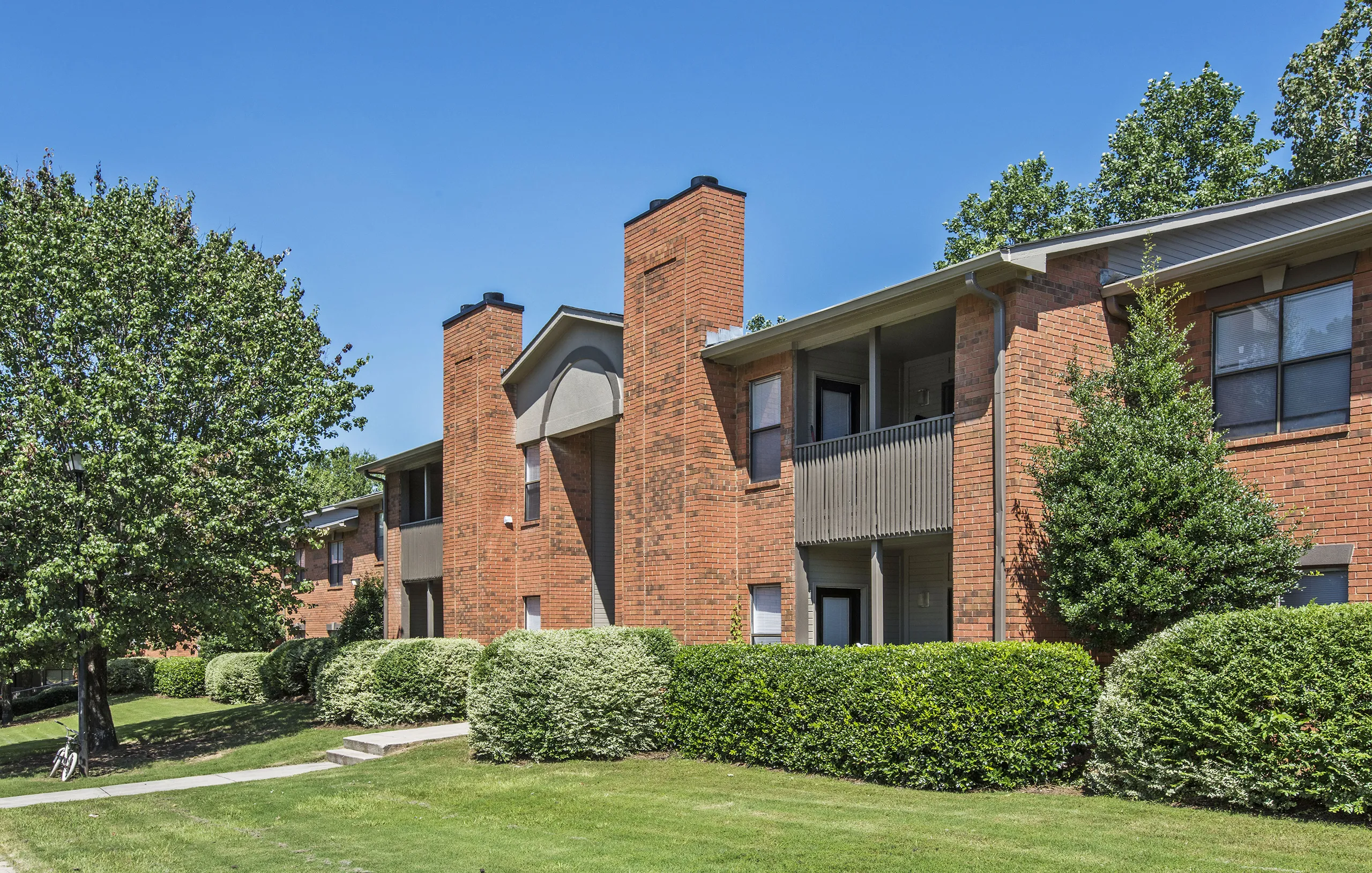 military housing - Riverchase Landing, Alabama